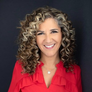 Go to the profile of Angela Highland