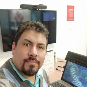 Go to the profile of Luis Salinas