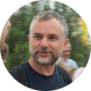 Go to the profile of Ian Drummond