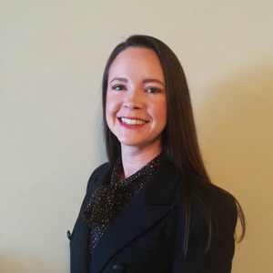 Go to the profile of Dominique Devereaux