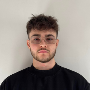 Go to the profile of Oskar