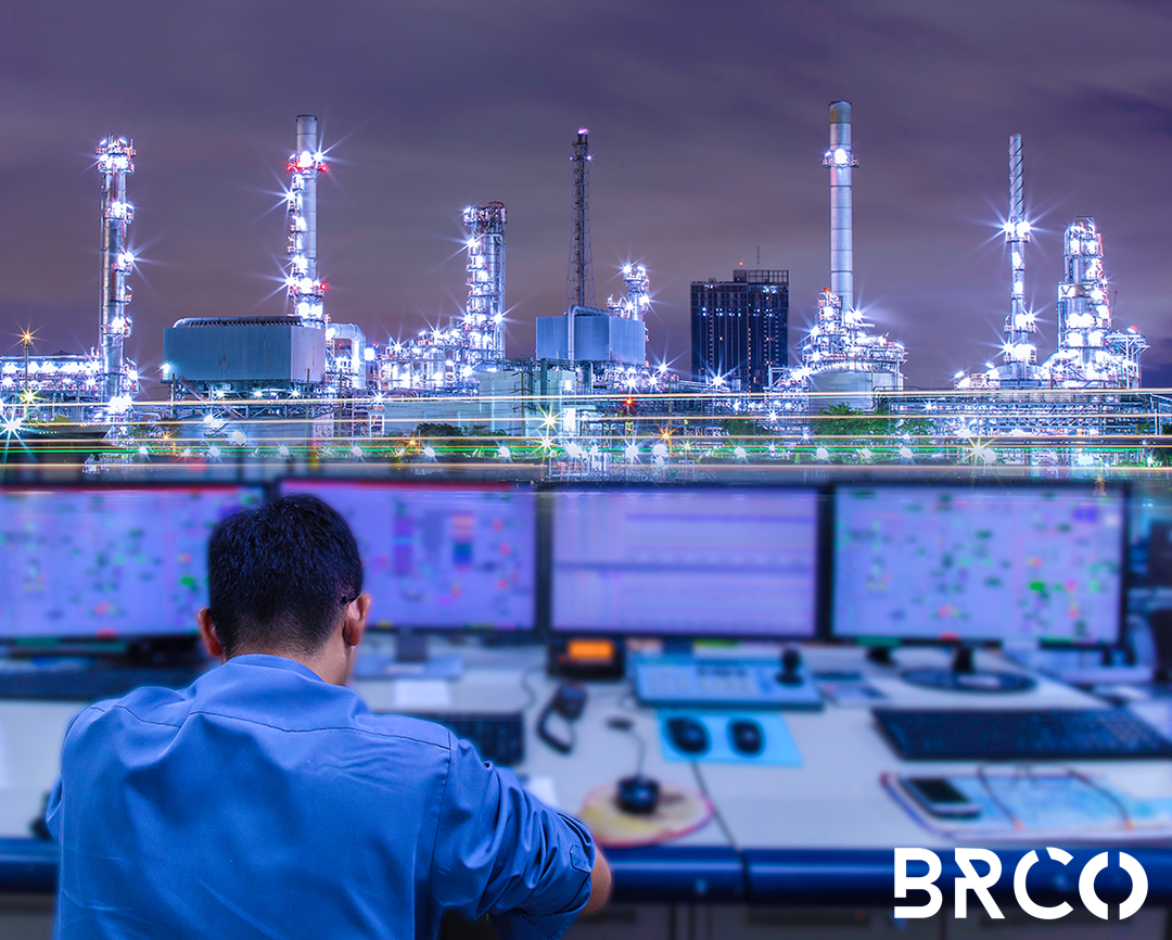 Optimizando la Eficiencia: Las Salas de Control en América Latina