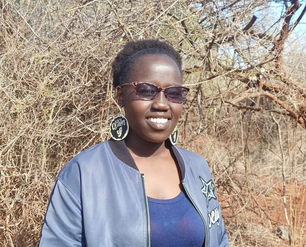 Go to the profile of Esther