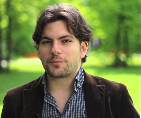 Go to the profile of Roberto Cazzolla Gatti