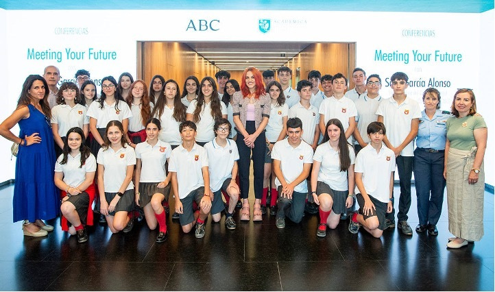 Laia & "Meeting your future"