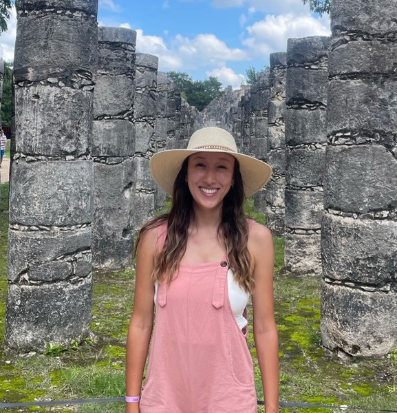 Go to the profile of Hanna