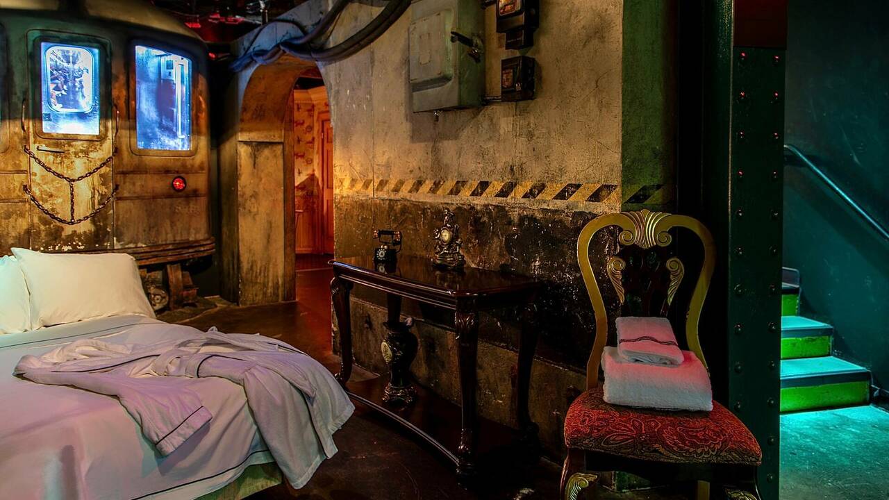 Spend a Frightful Night in a "Subway Station" with this Halloween Immersive Experience