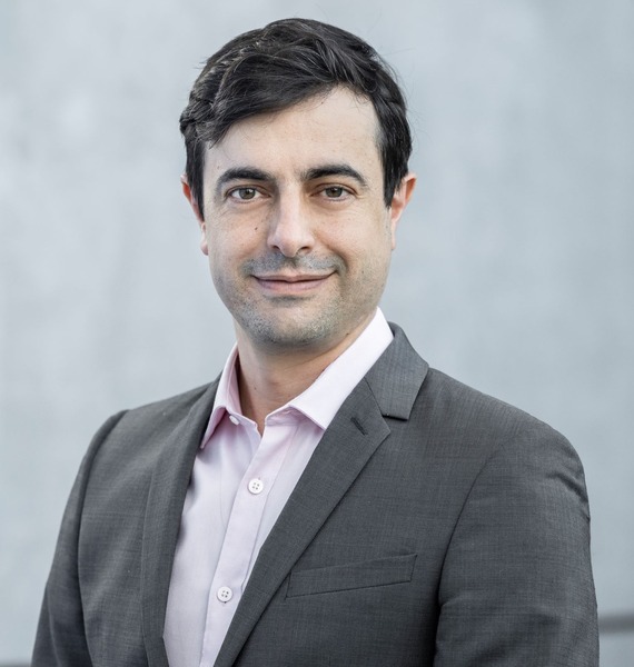 Go to the profile of Dr Germán Bersalli