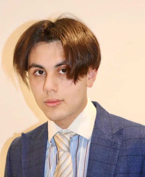 Go to the profile of Arya Chanda