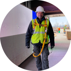 Go to the profile of Omar Estrada