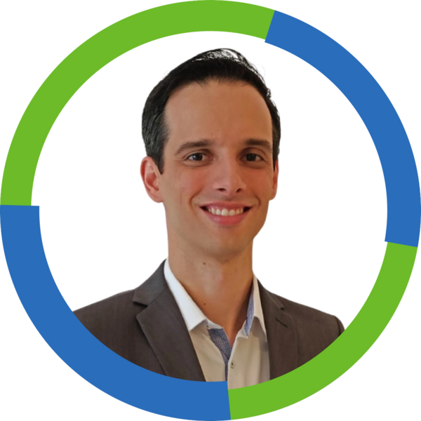 Go to the profile of Felipe Aguiar