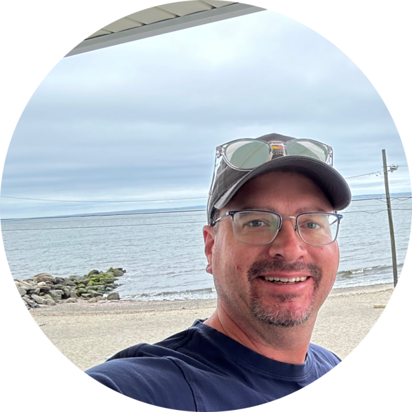 Go to the profile of Lucas Baker