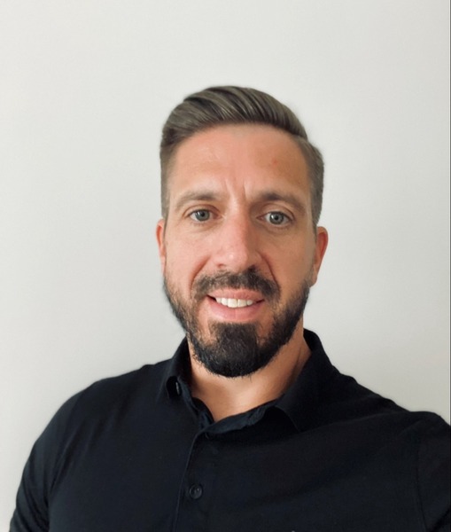 Go to the profile of Neil Edden