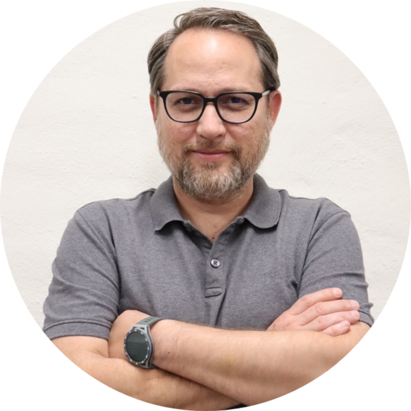 Go to the profile of Luis Castillo