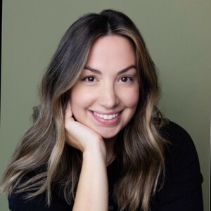 Go to the profile of Lauren Hill Booker