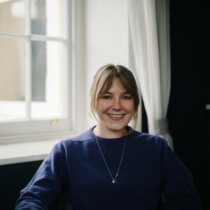 Go to the profile of Sylvie Isaacs