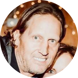 Go to the profile of Lee Toone