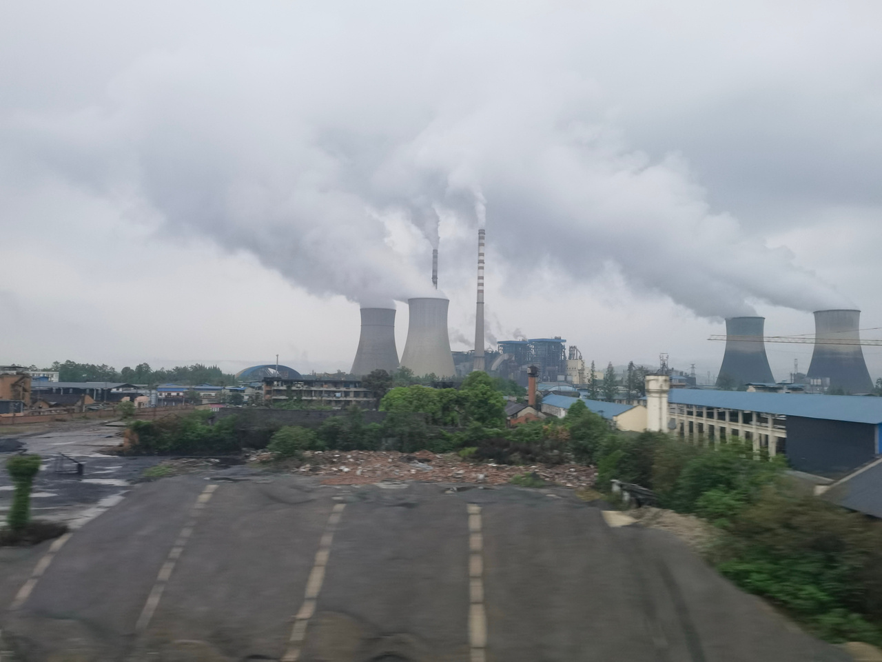 Multi-platform observations and constraints reveal overlooked urban sources of black carbon in Xuzhou and Dhaka