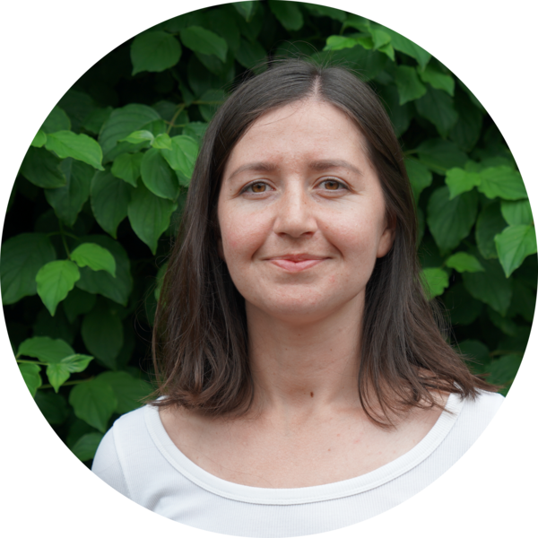 Go to the profile of Ceire Booth