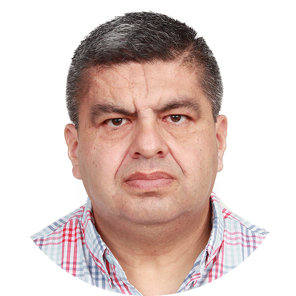 Go to the profile of Henry Quiros