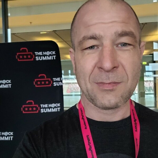 Go to the profile of Marcin Bukowski