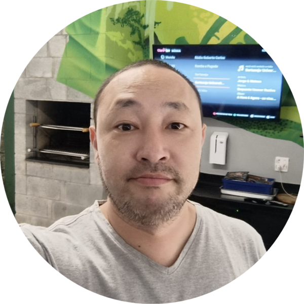 Go to the profile of Adriano Yamamoto