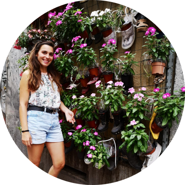 Go to the profile of Alicia