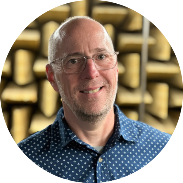 Go to the profile of Chris Hinson