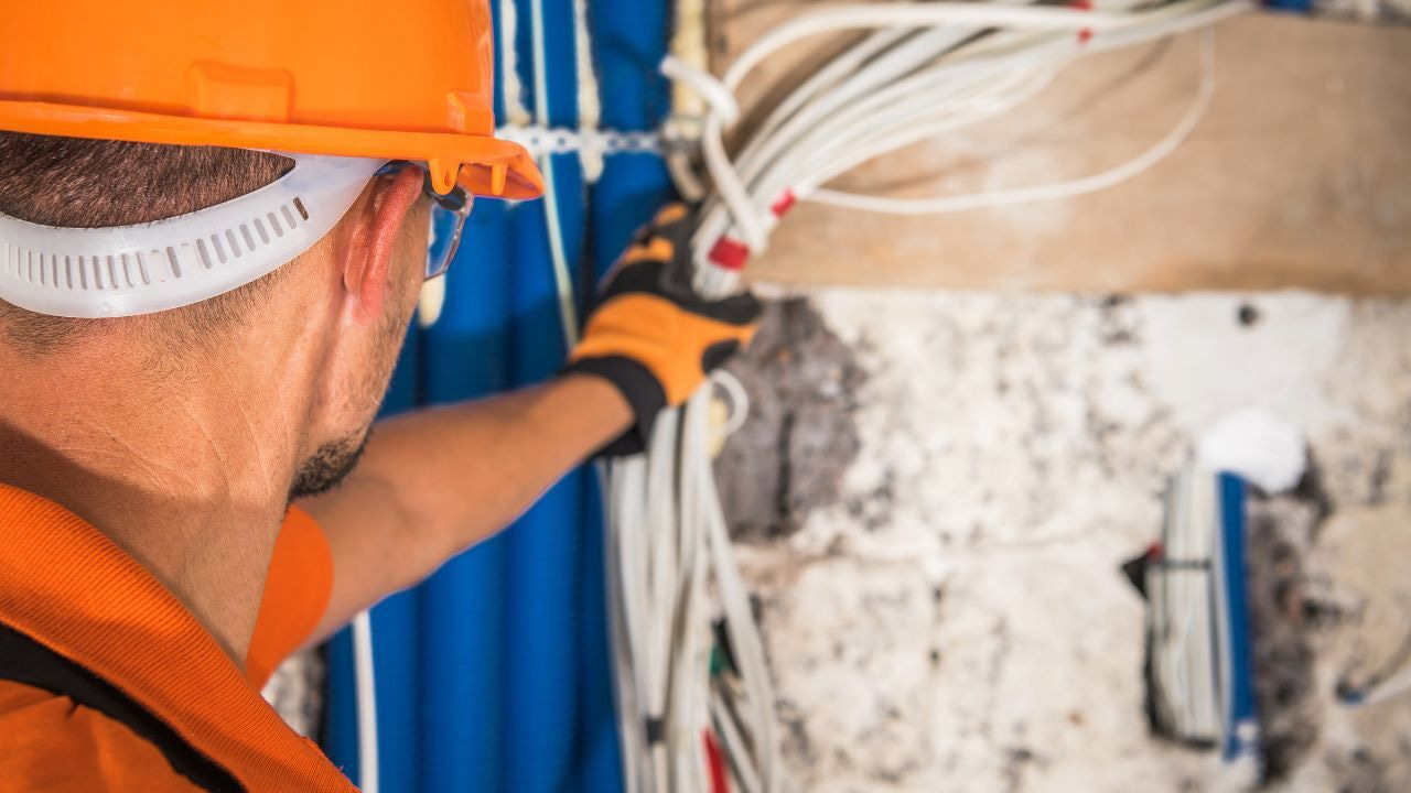 Tipos de Medições Cruciais Para um Técnico AV Bem-Sucedido 