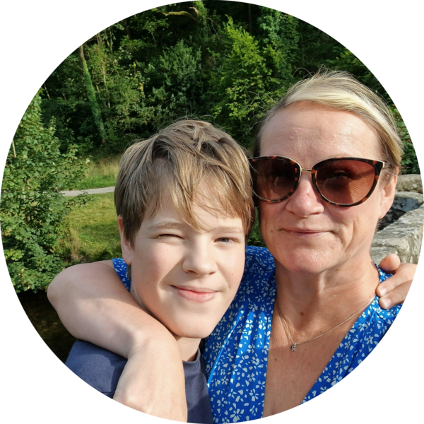 Go to the profile of Rhonda