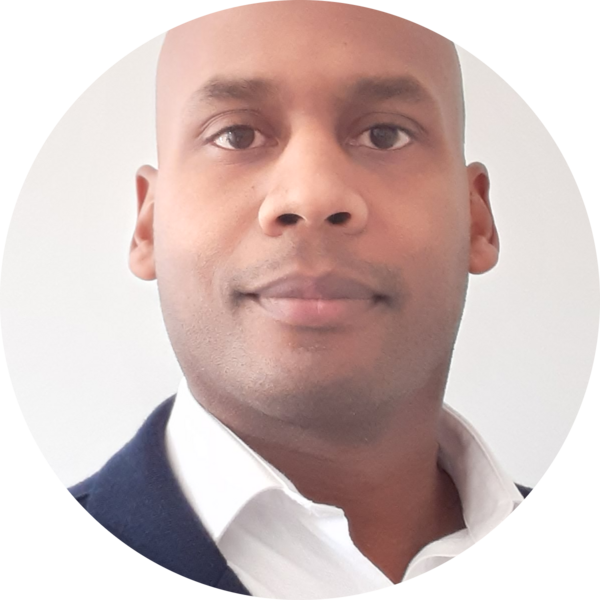 Go to the profile of Roberto Castillo