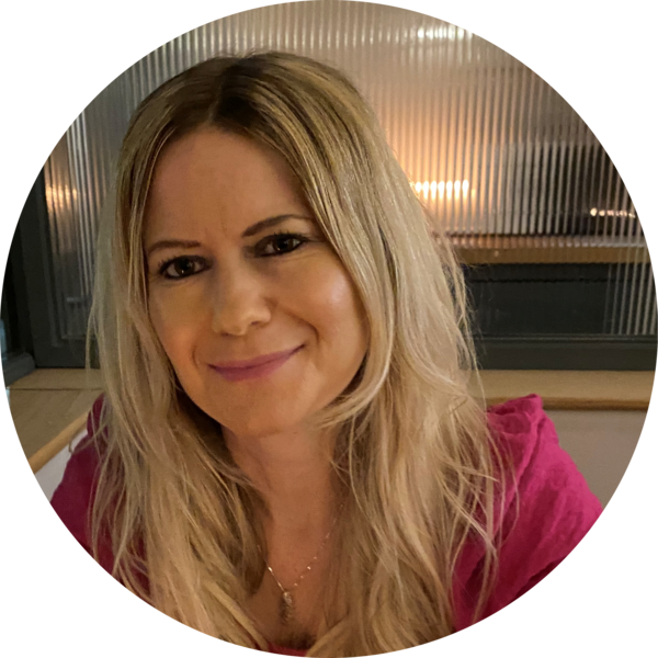 Go to the profile of Hannah Eakins