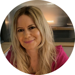 Go to the profile of Hannah Eakins