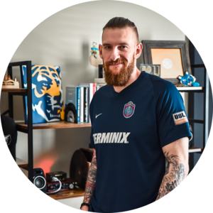 Go to the profile of Chris White