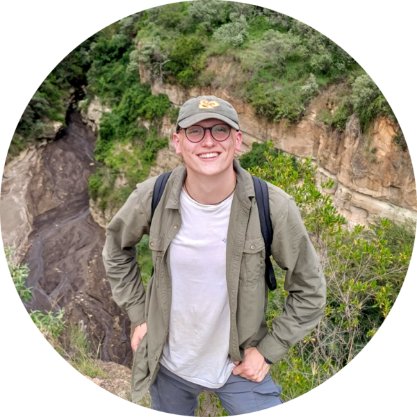 Go to the profile of Harry Rooms