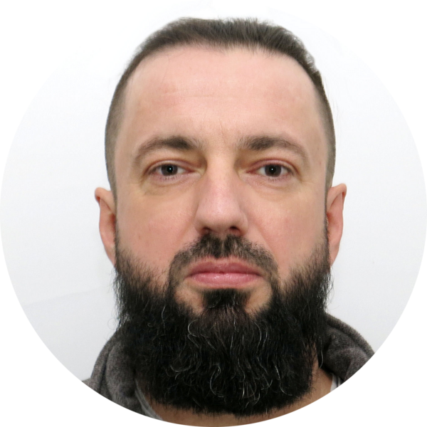 Go to the profile of Maksym