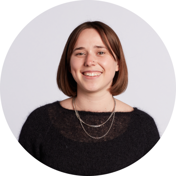 Go to the profile of Holly Lanyon