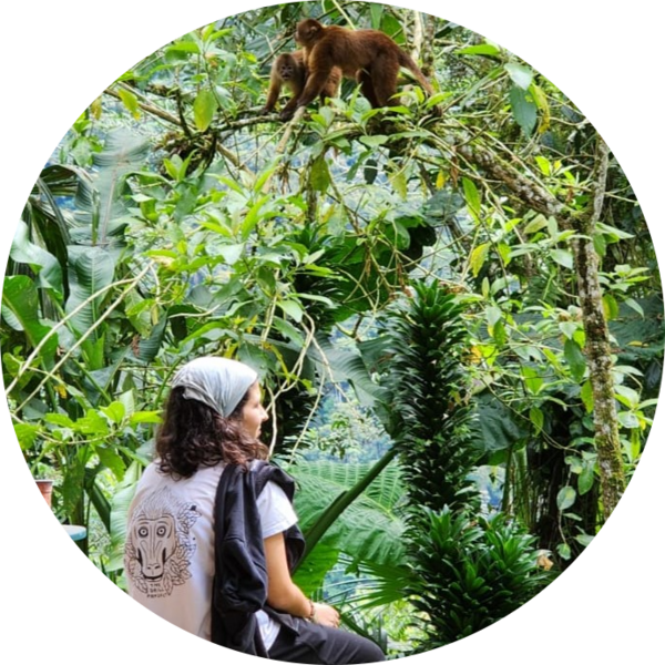 Go to the profile of Núria