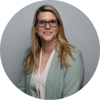 Go to the profile of Justine McKenzie