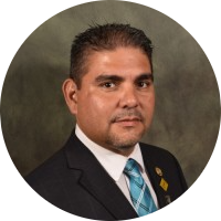 Go to the profile of Pedro Luna