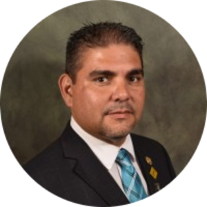 Go to the profile of Pedro Luna