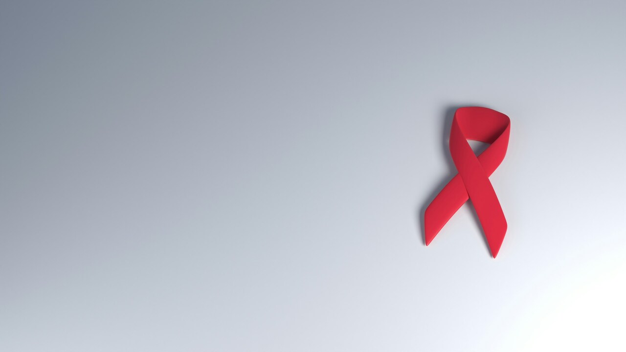 World AIDS Day 2025 - Q&A with Dr. Robert Paulino-Ramírez