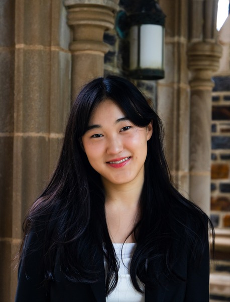 Go to the profile of Jasmine Fan