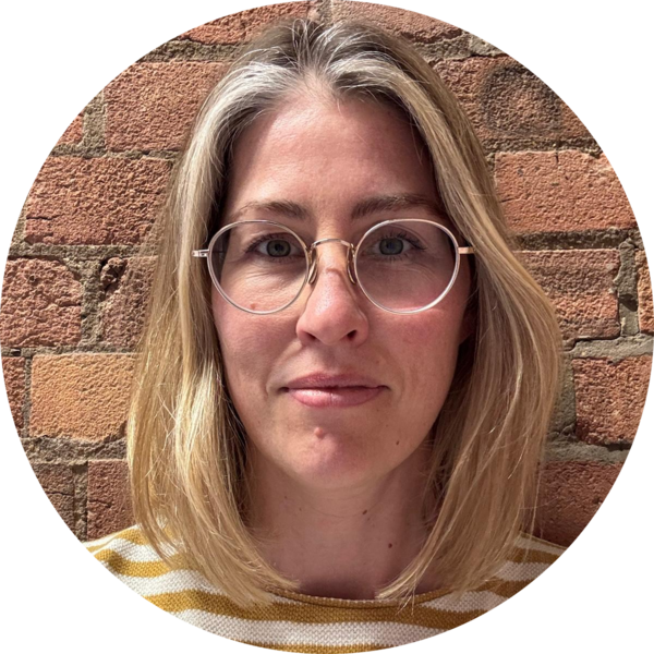 Go to the profile of Liz Barlow