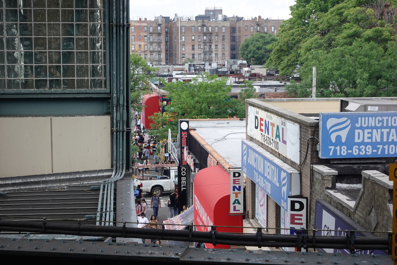 Research Abstract -- ‘Se Renta Un Cuarto’ : Housing Experiences of Immigrant Families in Queens, NYC