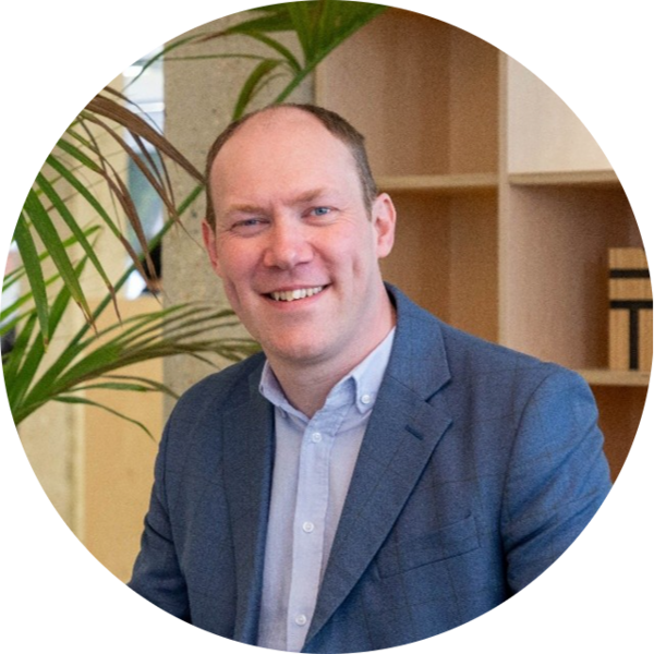 Go to the profile of Christian Dimbleby