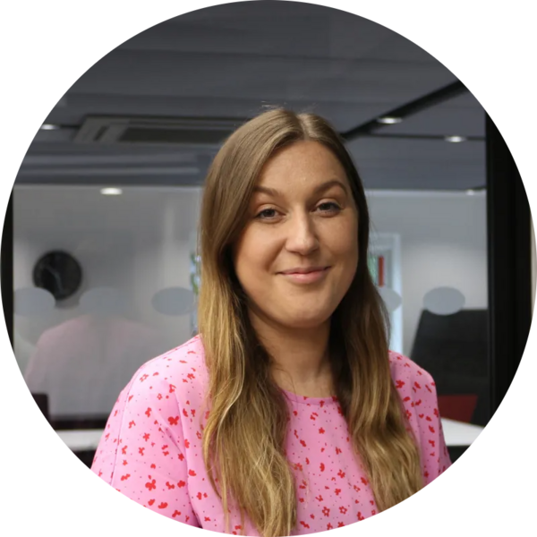 Go to the profile of Vicky Davies