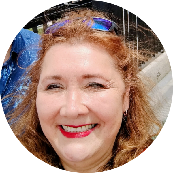 Go to the profile of Laura Urbina