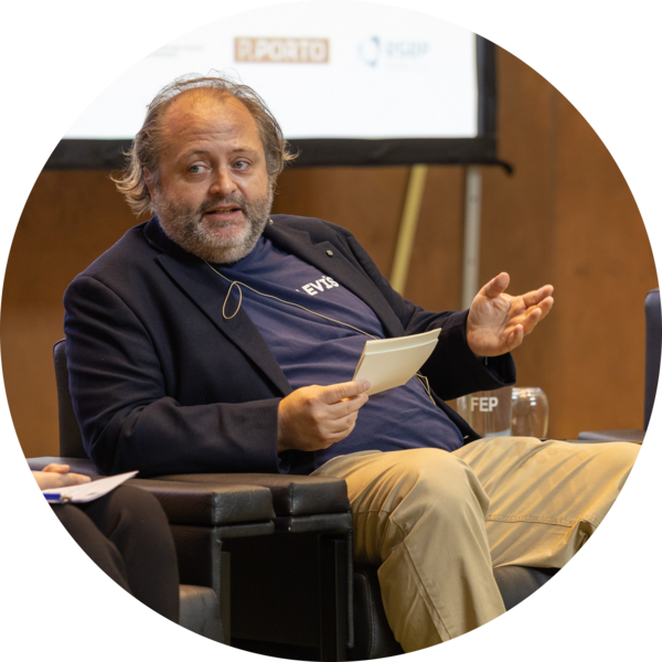 Go to the profile of Francisco Vieira