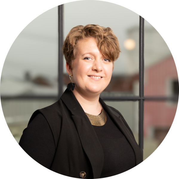 Go to the profile of Jen Heil